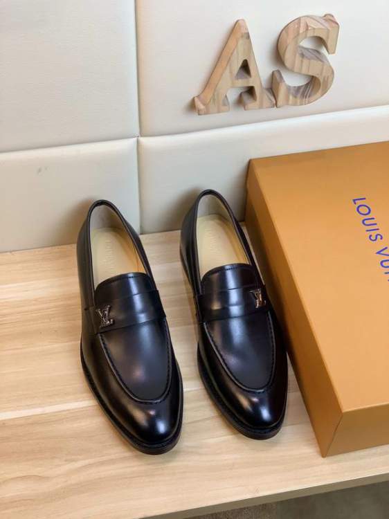 Picture of Louis Vuitton Shoes _SKULVsz38-44hnh083914682